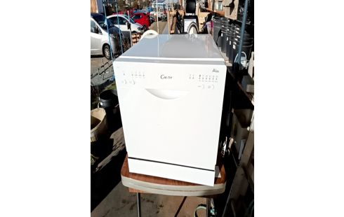 LAVE VAISSELLE 6 COUVERTS CANDY