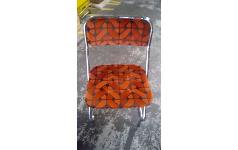 STOEL VINTAGE SPACE/AGE SET VAN 4