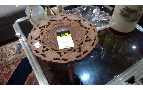 BOUT DE CANAPE INDONÉSIEN