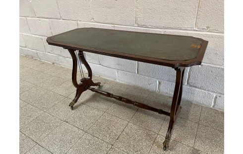 TABLE BASSE ANGLAISE CUIR