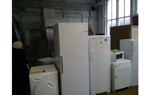 CONGELATEUR ARMOIRE XL BOSCH GSN58DWDV-BOS   TOUT NEUF