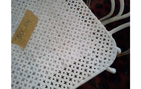 LOT DE 4 CHAISE JARDIN VINTAGE METAL BLANC DS LEUR JUS ROUILLE