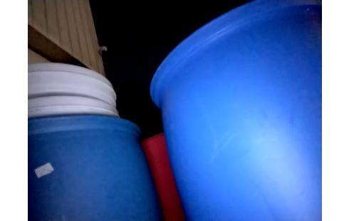 BIDON PLASTIQUE BLEU