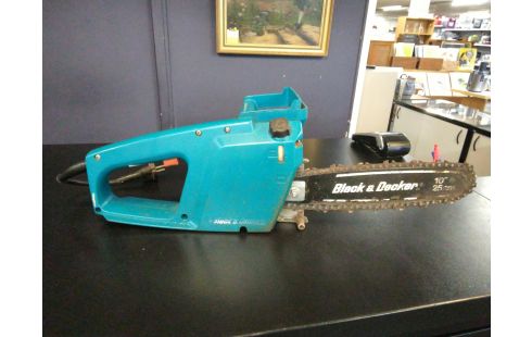 TRONCONNEUSE BLACK ET DECKER