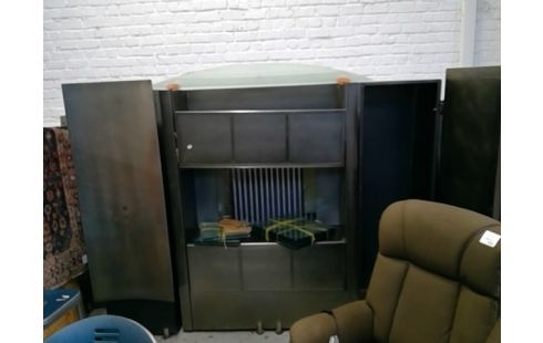 MEUBLE D'ARTISAN INOX EN L'ETAT TV/HIFI