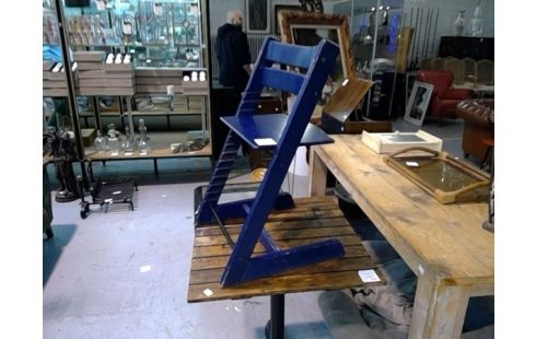 CHAISE STROKKE BLEUE DS SON JUS