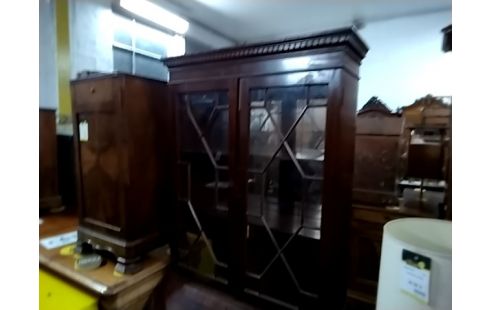 VITRINE STYLE ANGLAIS