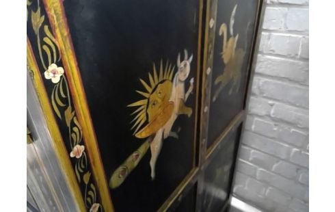 MEUBLE INDIEN TECK PEINT  162 X 94 X 65 PROF