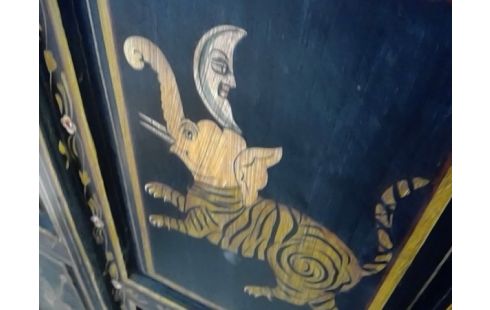 MEUBLE INDIEN TECK PEINT  162 X 94 X 65 PROF