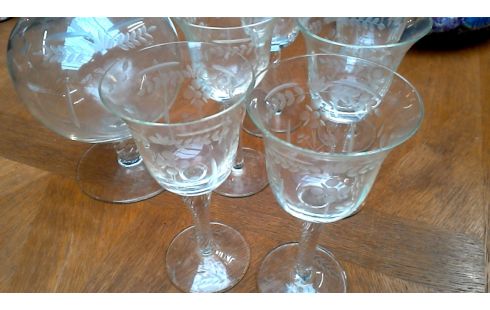 KARFAFFE MET EIS FACETTIERT