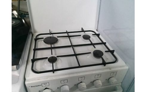 GAZINIERE BOMPANI 4 FEUX GV