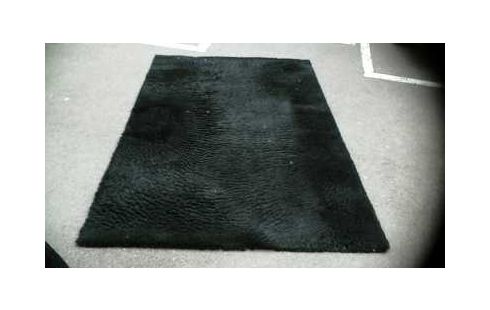 TAPIS POILS LONG NOIR ALINEA