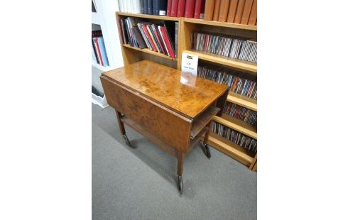 DESSERTE STYLE ANGLAIS