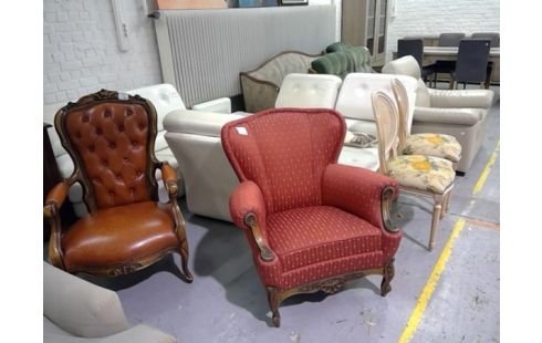 FAUTEUIL CLUB TISSU ROUGE STYLE 1930 LOUIS XV
