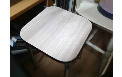 TABOURET FORMICA