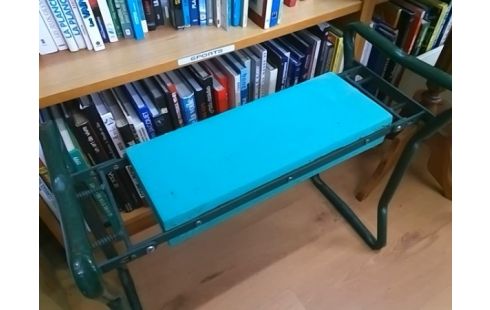 TABOURET DE JARDIN PLIABLE