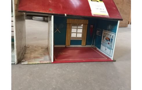 MAISON DE POUPEE TOLE  LE LOT VINTAGE