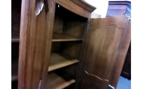 ARMOIRE CHENE MASSIF 3 PORTES CLÉS