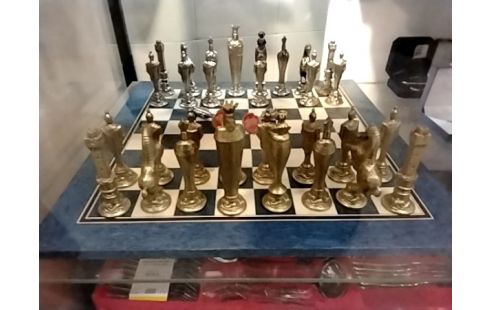 ECHIQUIER FLORENTIN STYLE RENAISSANCE DESIGN ITALIE