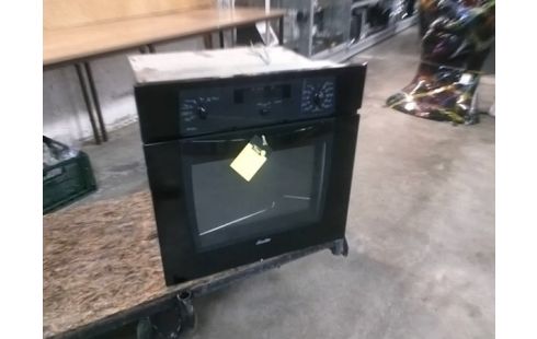 FOUR ENCASTRABLE SAUTER NOIR