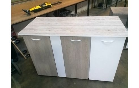 MEUBLE 3 PORTES ETAT NEUF