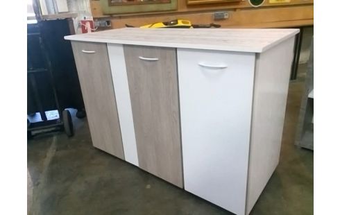 MEUBLE 3 PORTES ETAT NEUF