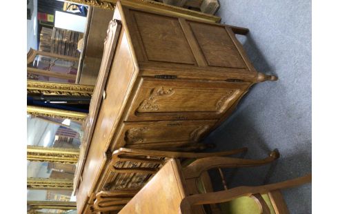 DRESSOIR STYLE LOUIS XV 4P 5T