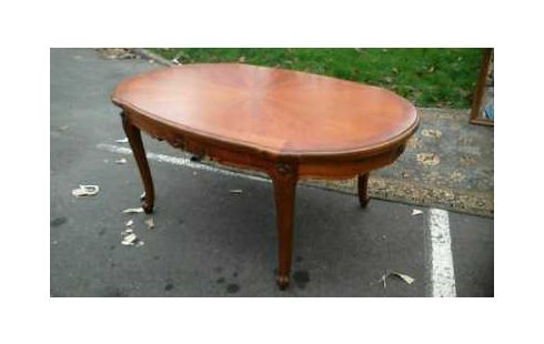 TABLE MERISIER STYLE LOUIS XV