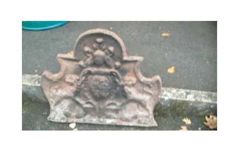 PLAQUE DE CHEMINEE MATERIAUX D'ANTAN (350E)