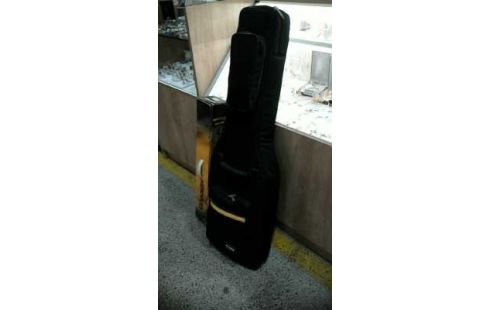 GUITARE BASSE IBANEZ PIED ET HOUSSE
