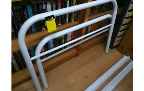 LIT METAL TUBE BLANC 90X190 AVEC SOMMIER A LATTES