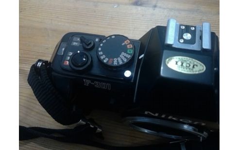 APPAREIL PHOTO NIKON F301