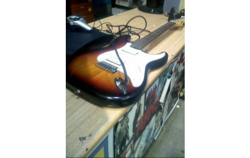 GUITARRA ELECTRICA MEKSE