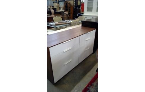 LADENKAST/LIVING DESIGN IKEA/WIT/MODERN