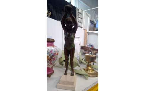 STATUE BRONZE
