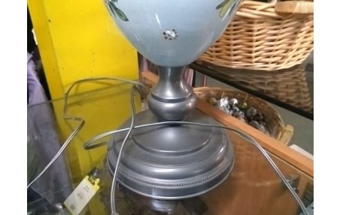 LAMPE ANCIENNE ETAIN ET BOULE VERRE