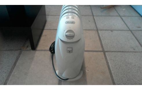 CALEFACCIÓN DE ACEITE PARA BAÑO DELONGHI