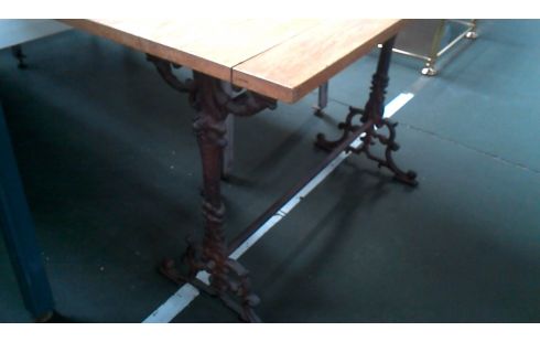 BIJZETTAFEL GIETIJZER EIK