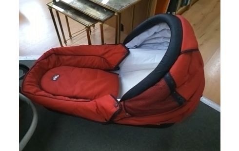 POUSSETTE LOOK II AVEC LANDEAU ET COSY