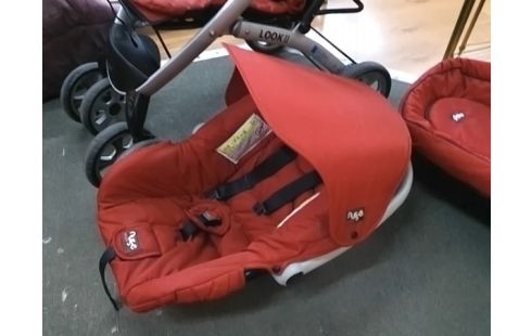 POUSSETTE LOOK II AVEC LANDEAU ET COSY