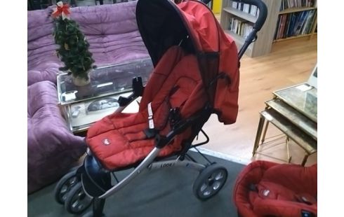 POUSSETTE LOOK II AVEC LANDEAU ET COSY