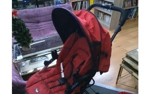 POUSSETTE LOOK II AVEC LANDEAU ET COSY