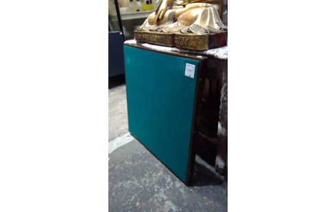 TABLE DE JEU PLIABLE