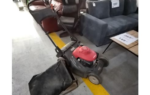 TONDEUSE THERMIQUE HONDA HRX 470