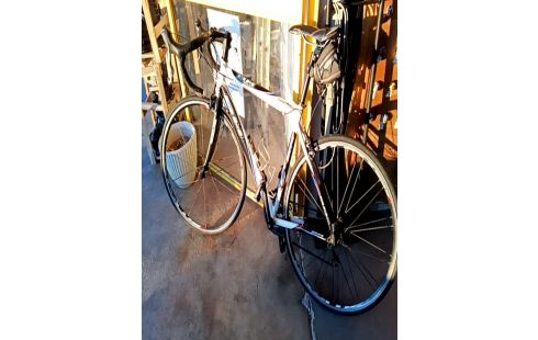 VELO DE COURSE BH 7005 + ACC