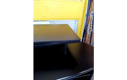 PLATEAU TV PIVOTANT MELAMINÉ NOIR