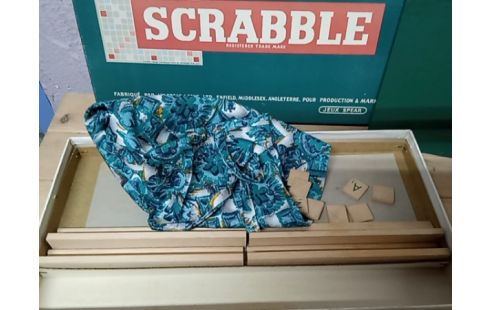 JEU SCRABBLE EN BOIS