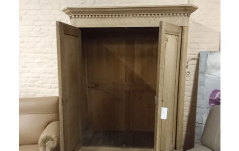 GARDE ROBES TRÉS JOLIE CHENE DÉCAPÉE 19 ÉME