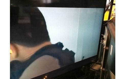 TELEVISEUR SAMSUNG 102 CM 4K SMART TV