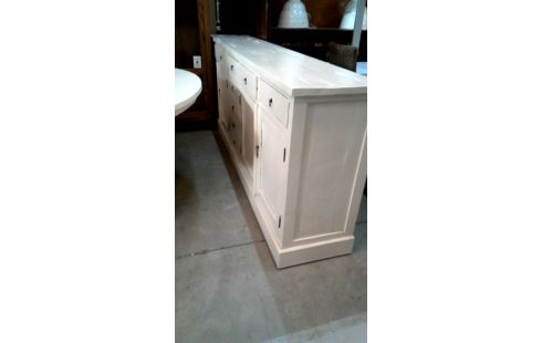 LANGE BUFFETKAST COTTAGE/WIT